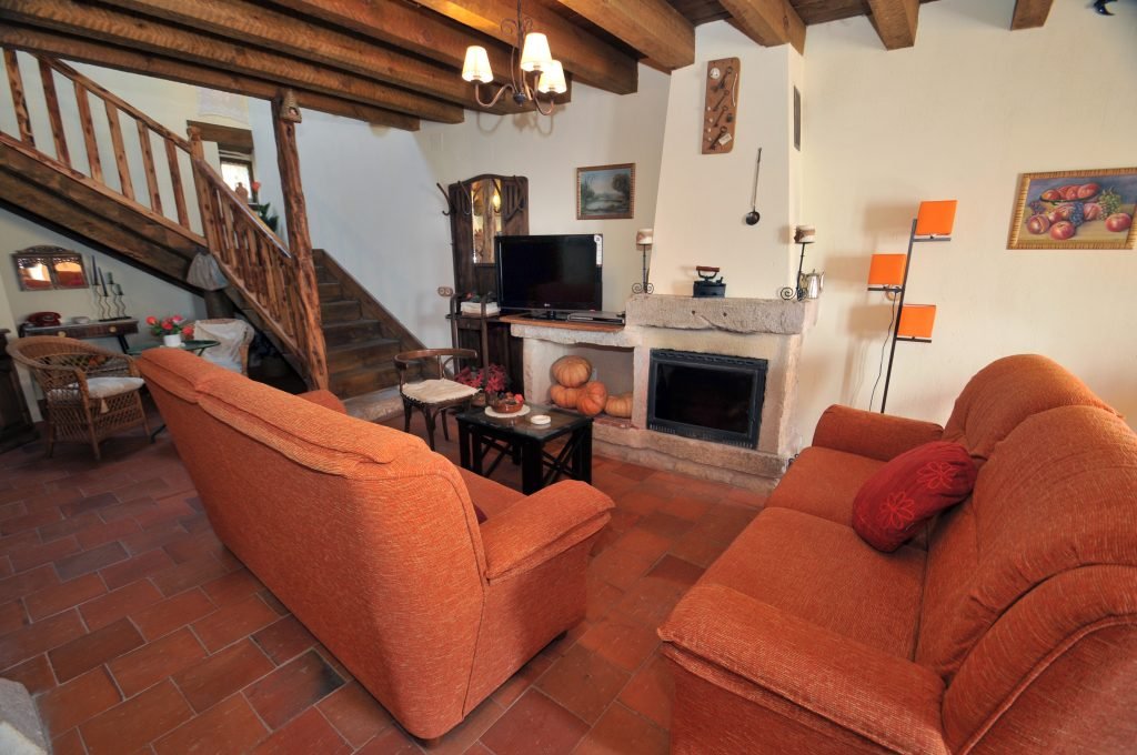 Casa Rural La Fuente de Pavía salón