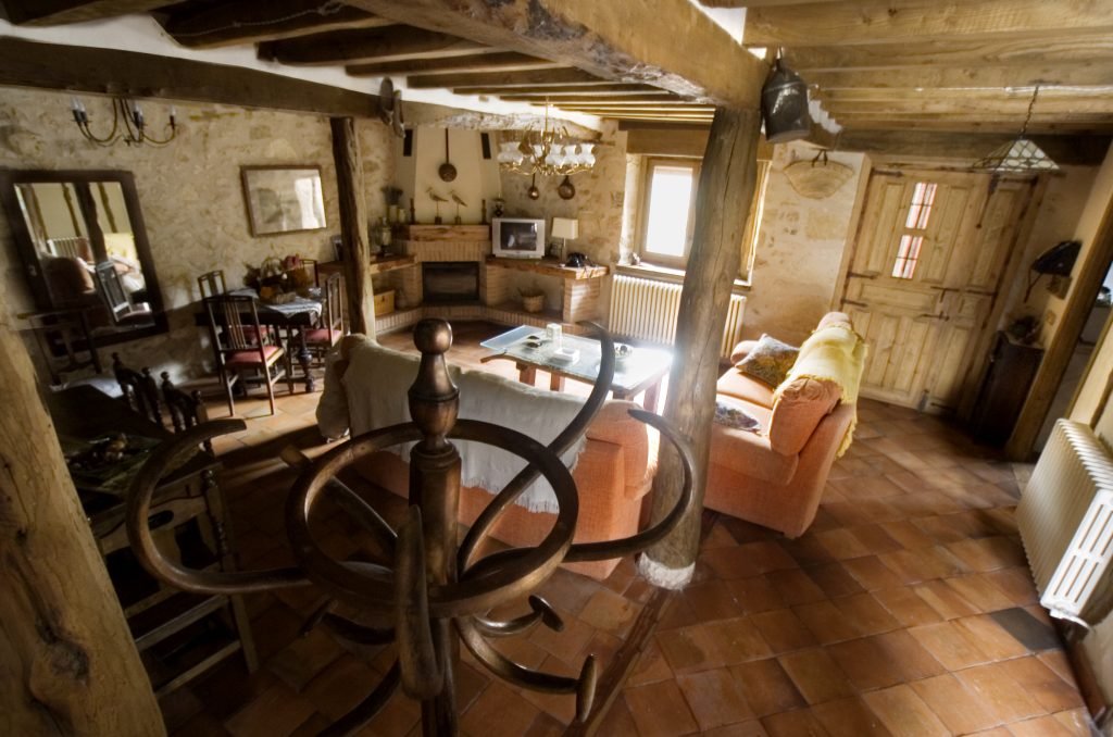 Casa Rural La Fuente del Poval salón
