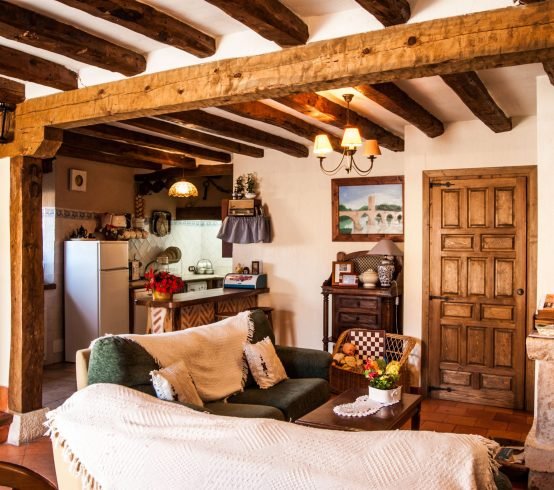 Casa Rural fuente del monte salón 1
